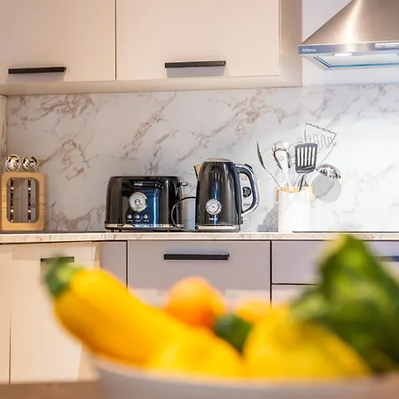 Apartmán Duplex De Charme Au Coeur D'antibes *