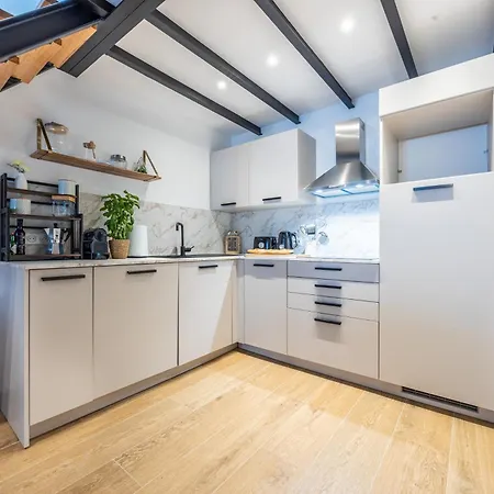 Duplex De Charme Au Coeur D'antibes Apartmán Antibes